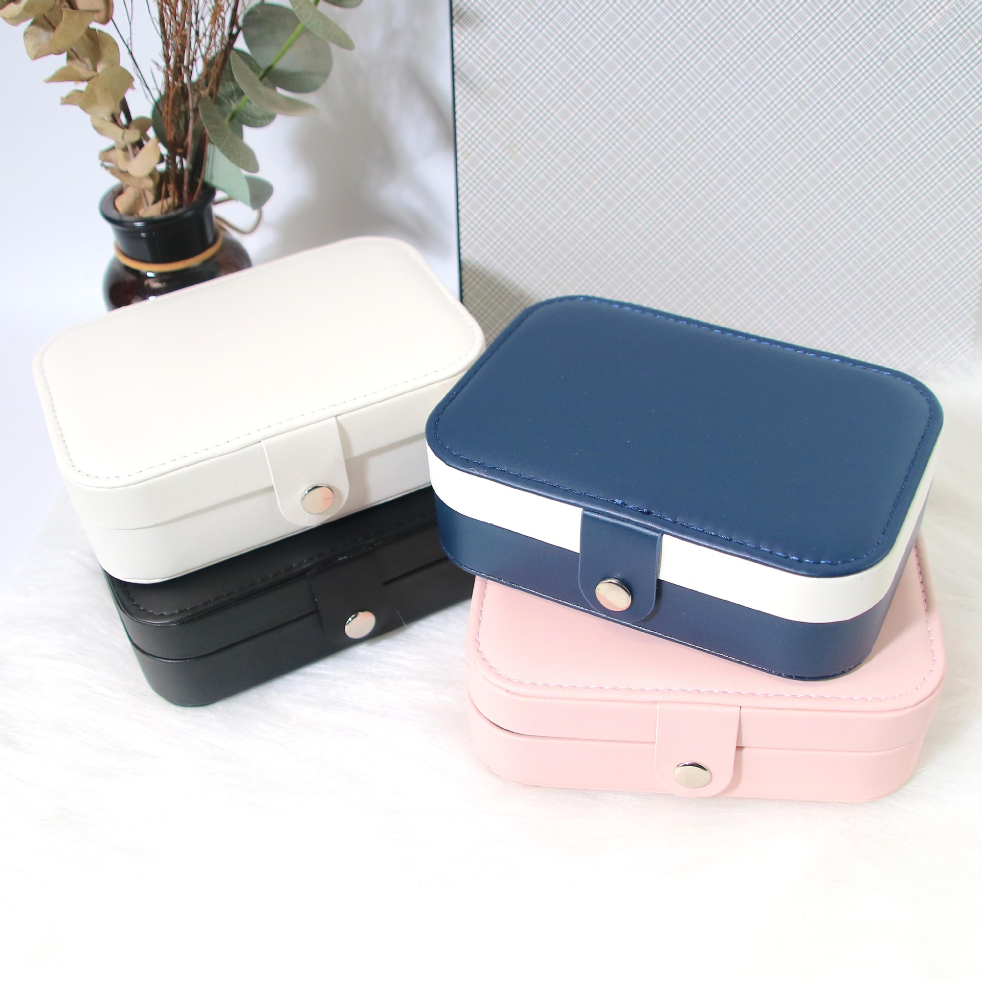 1個入り ポータブル多層ジュエリーボックス ベルベット裏地付 - Accessories Travel Jewelry Box のレビューと価格